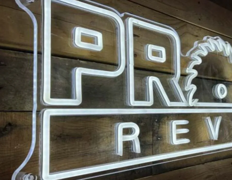 led_neon_letters_signboard_dubai_01