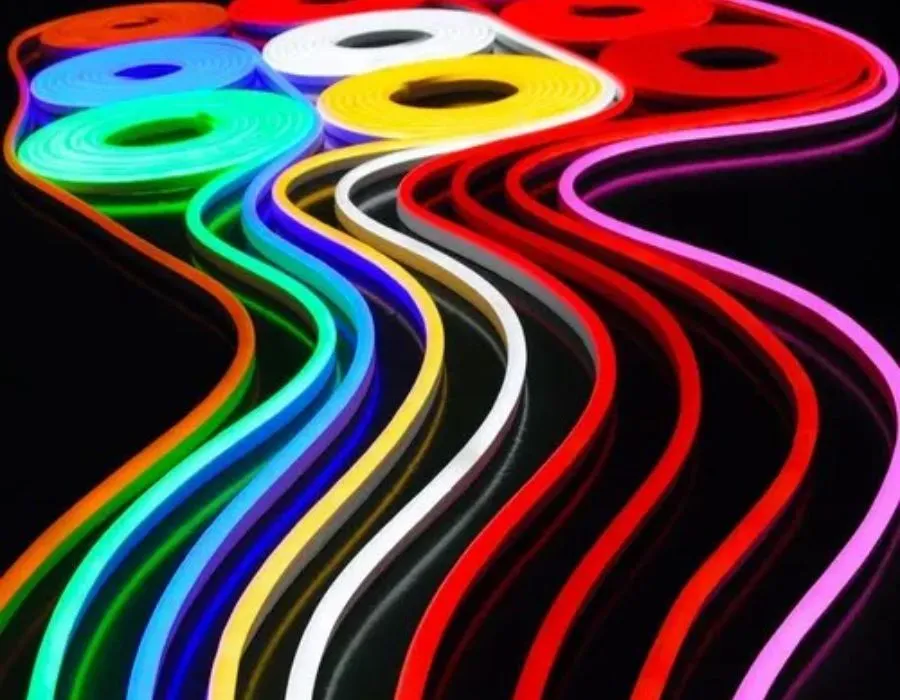 metal_box_neon_signboard_dubai_01