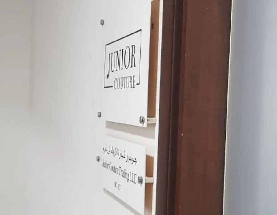vinyl_sticker_transparent_acrylic_name_plates_dubai_01